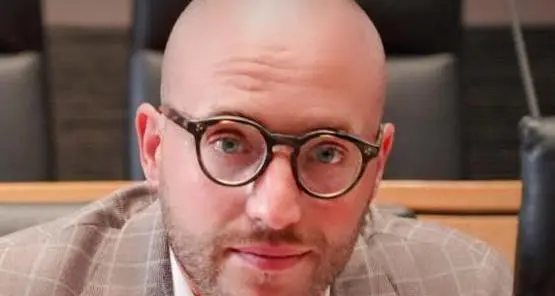 Commissione sugli stipendi dei politici, il presidente Vettori si dimette: «Un anno di cose inutili»