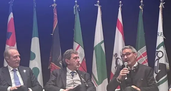 Kompatscher al Festival delle Regioni: «Vogliamo usare l'autonomia per sburocratizzare»