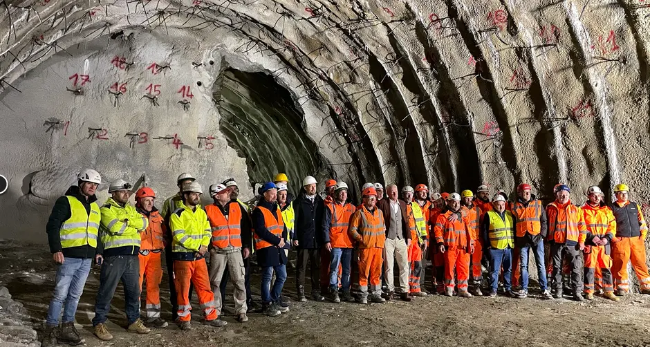 Abbattuto il diaframma del tunnel per la circonvallazione di Castelbello