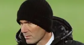 Zidane in contatto con un positivo, da ieri è in isolamento