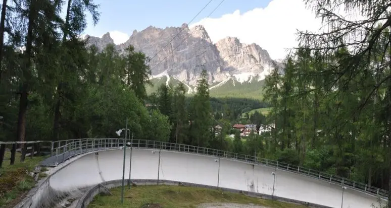 Olimpiadi Invernali, Spagnolli: “Costruire una pista da bob per 50 persone è una follia”