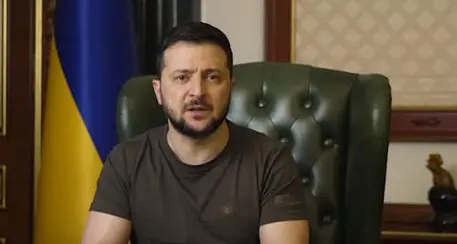 Niente video a Sanremo, Zelensky manderà un testo: lo leggerà Amadeus