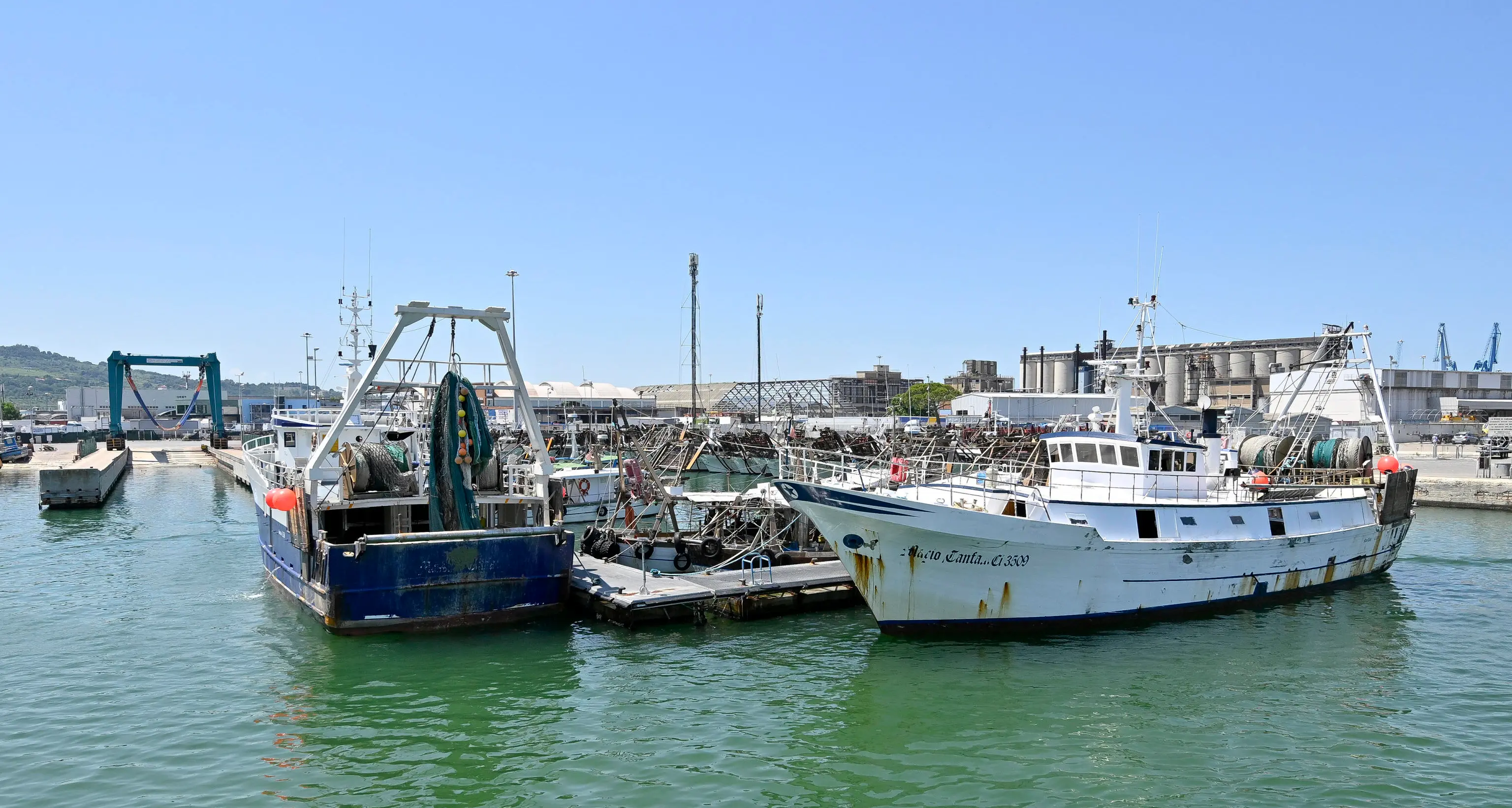 Pesca: Lollobrigida, credito di imposta al 20% sui carburanti