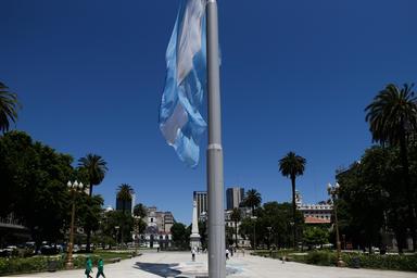 Eni, avanti con il progetto Argentina Lng per l'export di gas