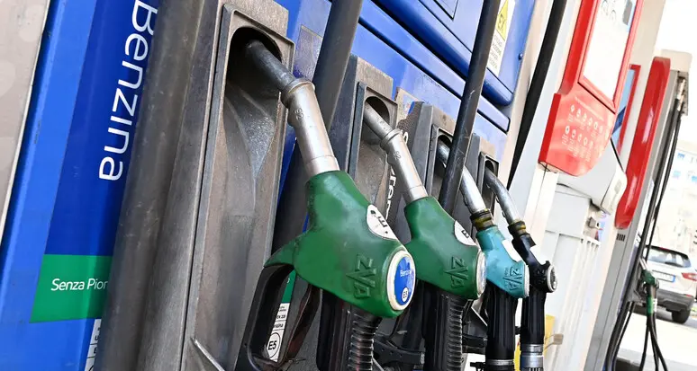 Riforma carburante: benzinai altoatesini pronti alla mobilitazione