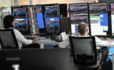 Lo spread tra Btp-Bund mette la retromarcia e scende a 118 punti base