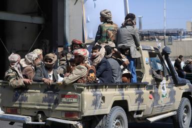 Ft, gli Houthi promettono di non prendere di mira le navi europee