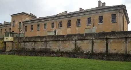 «Manca personale», stato di agitazione nel carcere di Bolzano