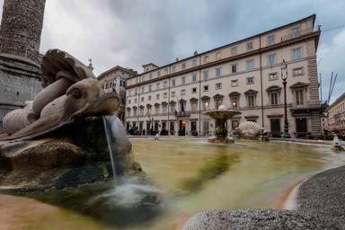 In corso a Palazzo Chigi il vertice sull'ordine pubblico con Meloni