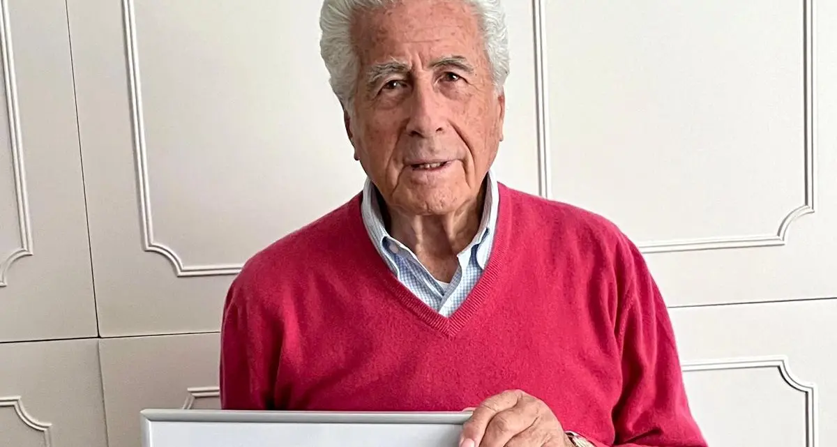 Compleanno a sorpresa per i 90 anni di Dalmasso. Abbraccio corale del Sai