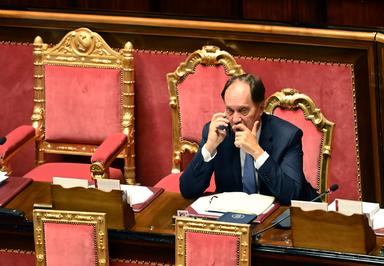 Il governo pone la fiducia sugli articoli 1-2-3 della legge elettorale