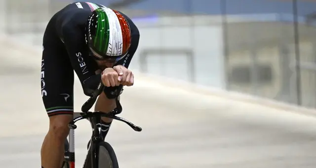 Ciclismo: impresa Ganna, polverizza record dell'ora