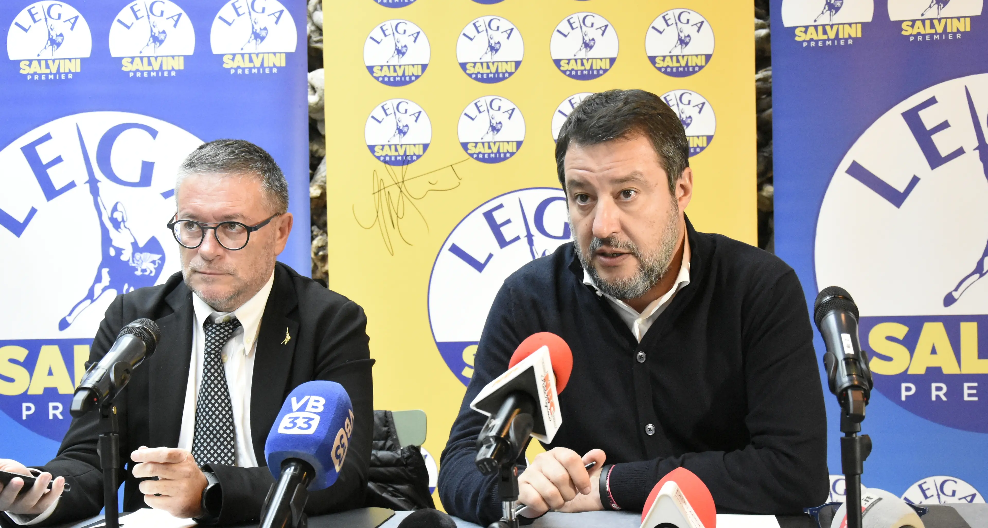 Salvini chiude la campagna elettorale a Bolzano: «Confermare il buongoverno di Lega e Svp»