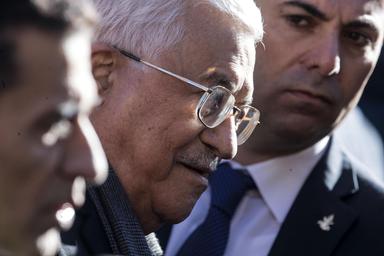 Sondaggio palestinese rileva calo consensi Hamas, 79% vuole dimissioni Abu Mazen