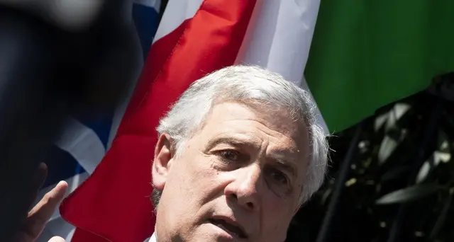 Sudan: Tajani,lavoriamo per evacuare civili entro la notte