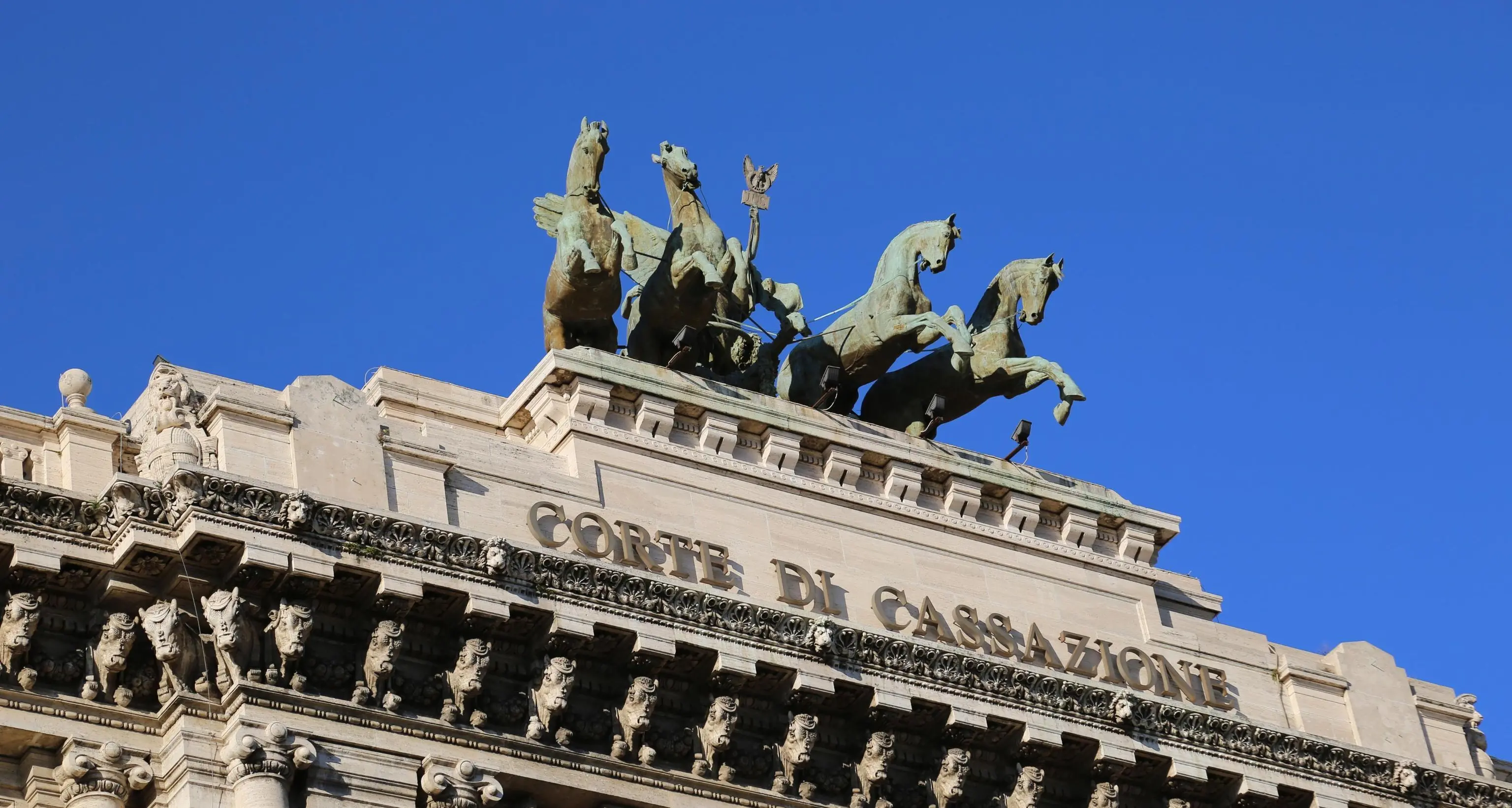 Truffa all'Hotel Palace di Merano, il processo è da rifare