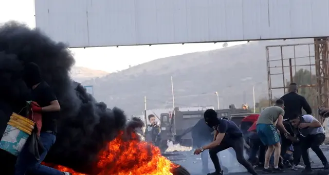 Gerusalemme:attacco a Sheikh Jarrah, auto contro israeliani