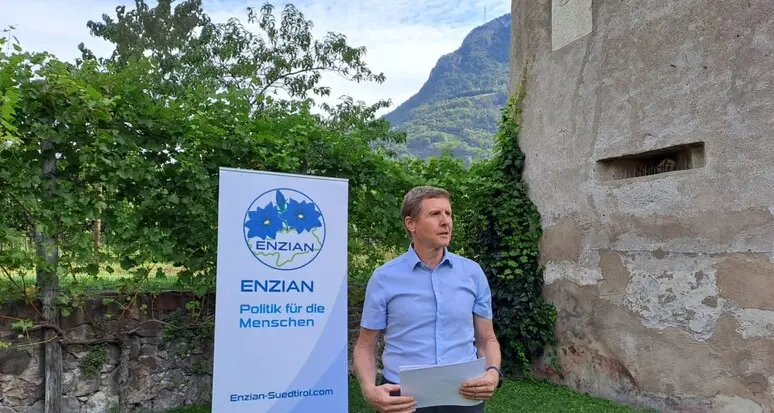 Unterholzner: “L’impegno politico è una necessità e responsabilità per le generazioni future”