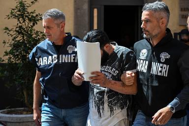 Lavitola al gip, 'chiesi di sparare contro la villetta di Ranucci'