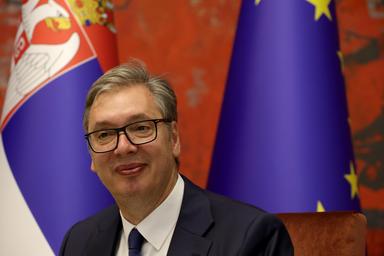 Il presidente serbo Vucic si dimette per candidarsi alle elezioni anticipate
