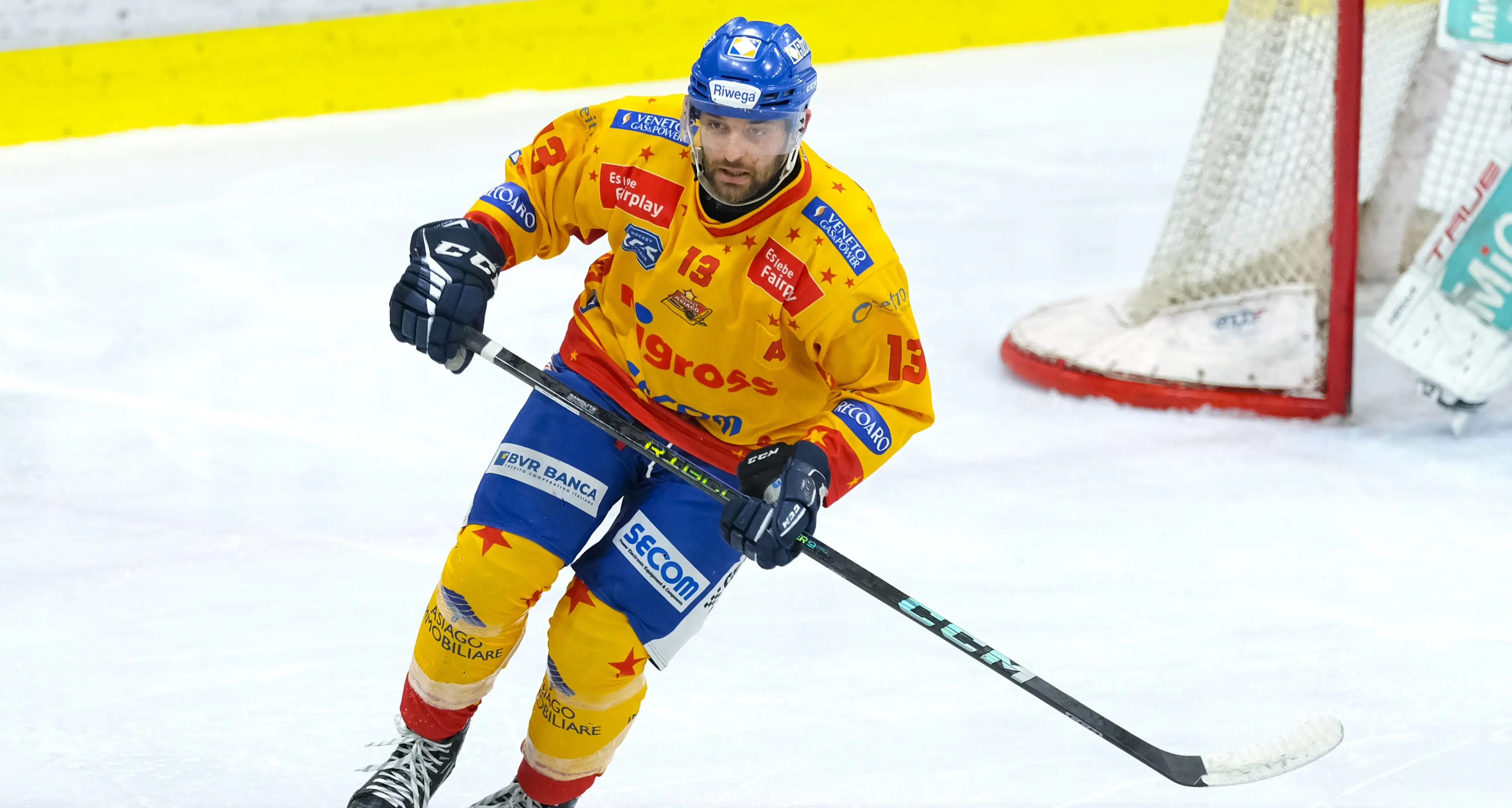 L’attaccante Nick Saracino in prestito ai Foxes