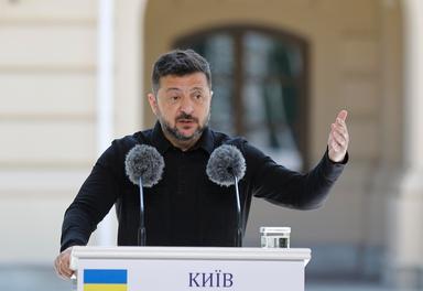Zelensky, 'Mosca prepara un massiccio attacco, potrebbe essere stanotte'