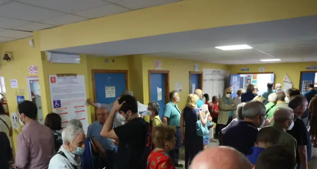Palermo: caos seggi, oltre 200 persone segnalate a Procura