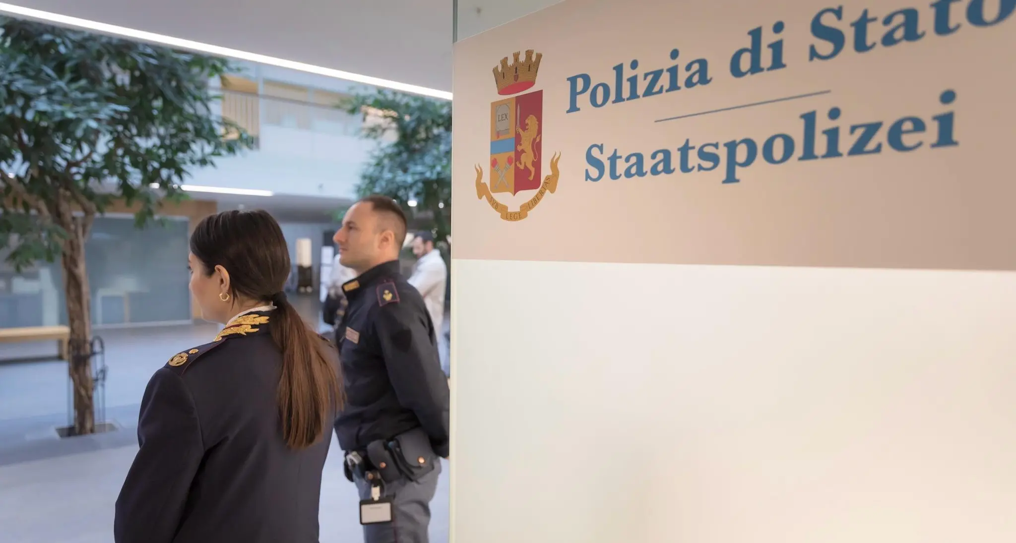Stufo di aspettare, si spoglia nudo al pronto soccorso e molesta infermieri e pazienti