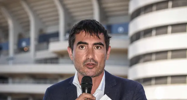 Europei: Fratoianni, P.Chigi responsabile 'genialata' pullmann