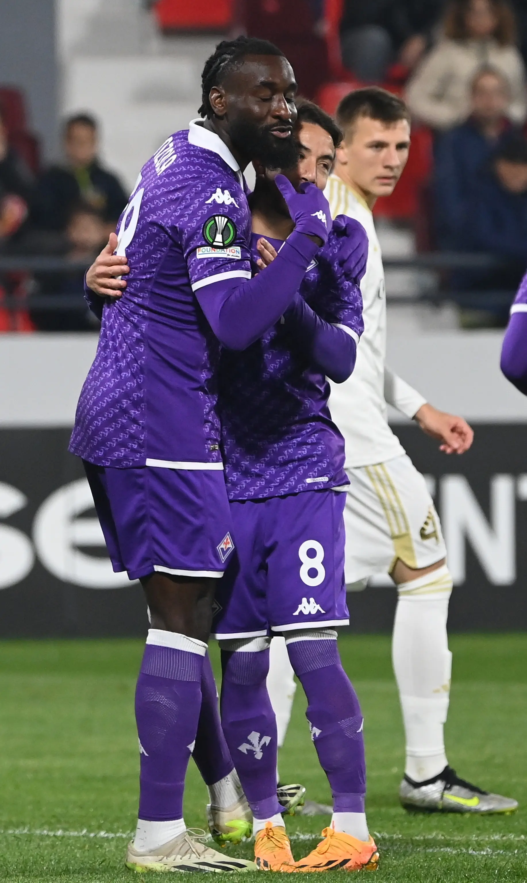 Conference:alla Fiorentina basta Nzola, 1-0 al Cukaricki