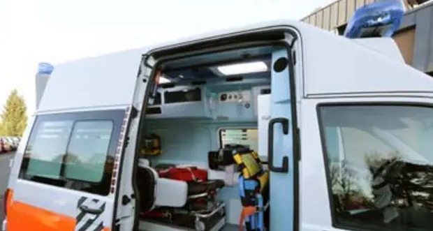 Bolzano, appena laureata torna dai festeggiamenti e rianima un uomo sul bus