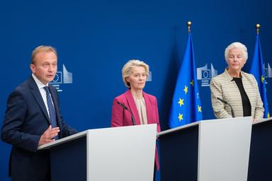 La Commissione Ue ha risposto all'Italia sulla clausola di salvaguardia