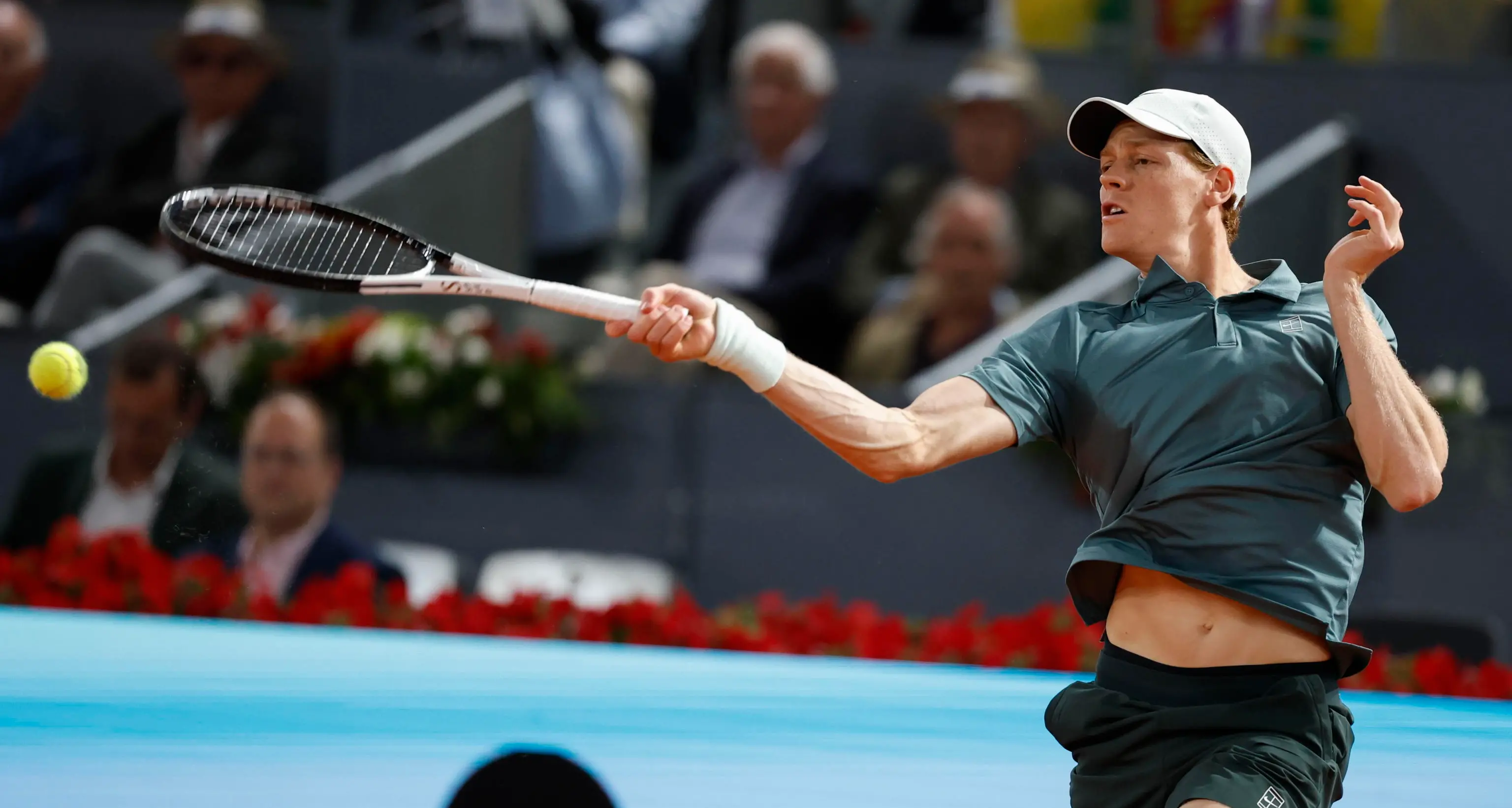 Tennis: il francese Fils battuto in due set, Sinner in finale a Madrid
