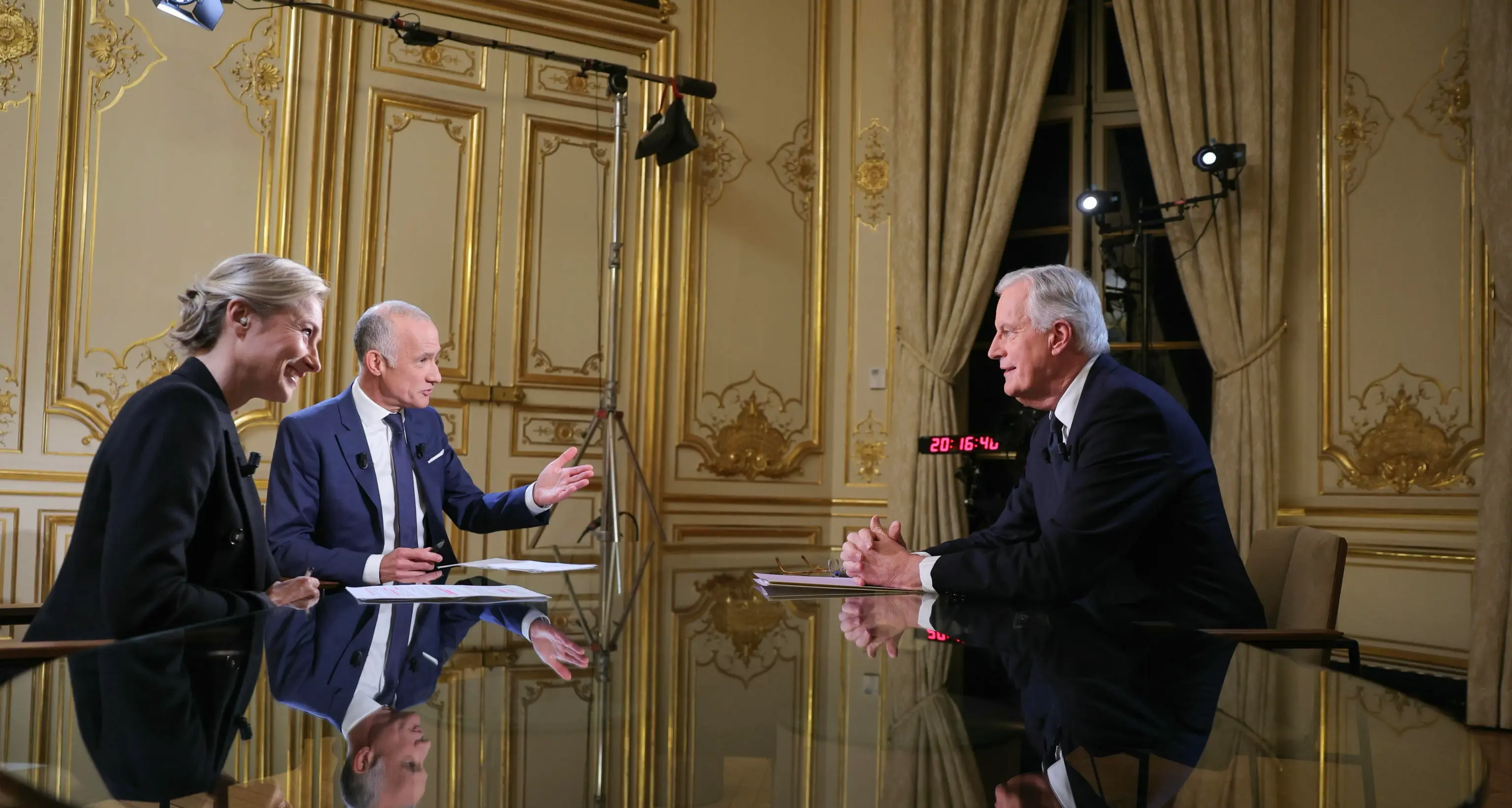 Francia: 10 mln di telespettatori per intervista a Barnier