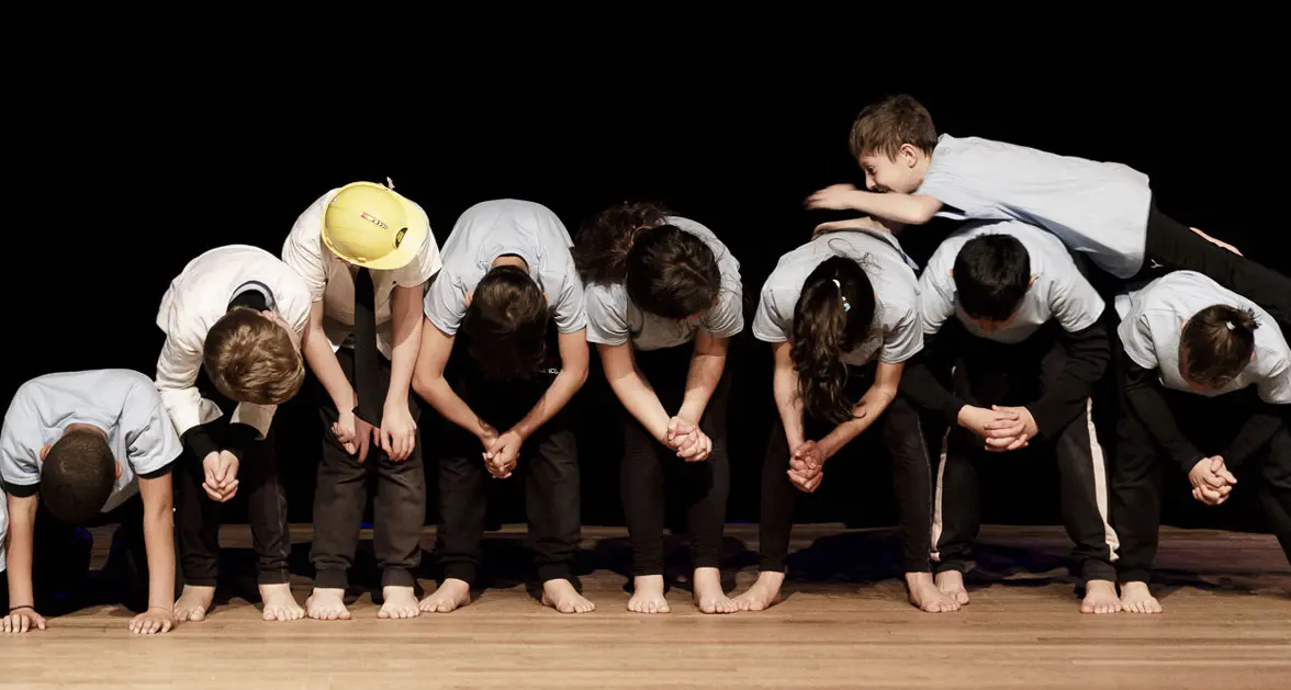 Teatro e Scuola: non solo spettacoli, a Bolzano si punta all’educazione teatrale