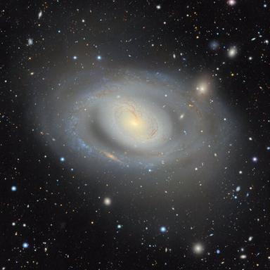 Quasi 4 miliardi di oggetti celesti nella più grande mappa 2D dell'universo