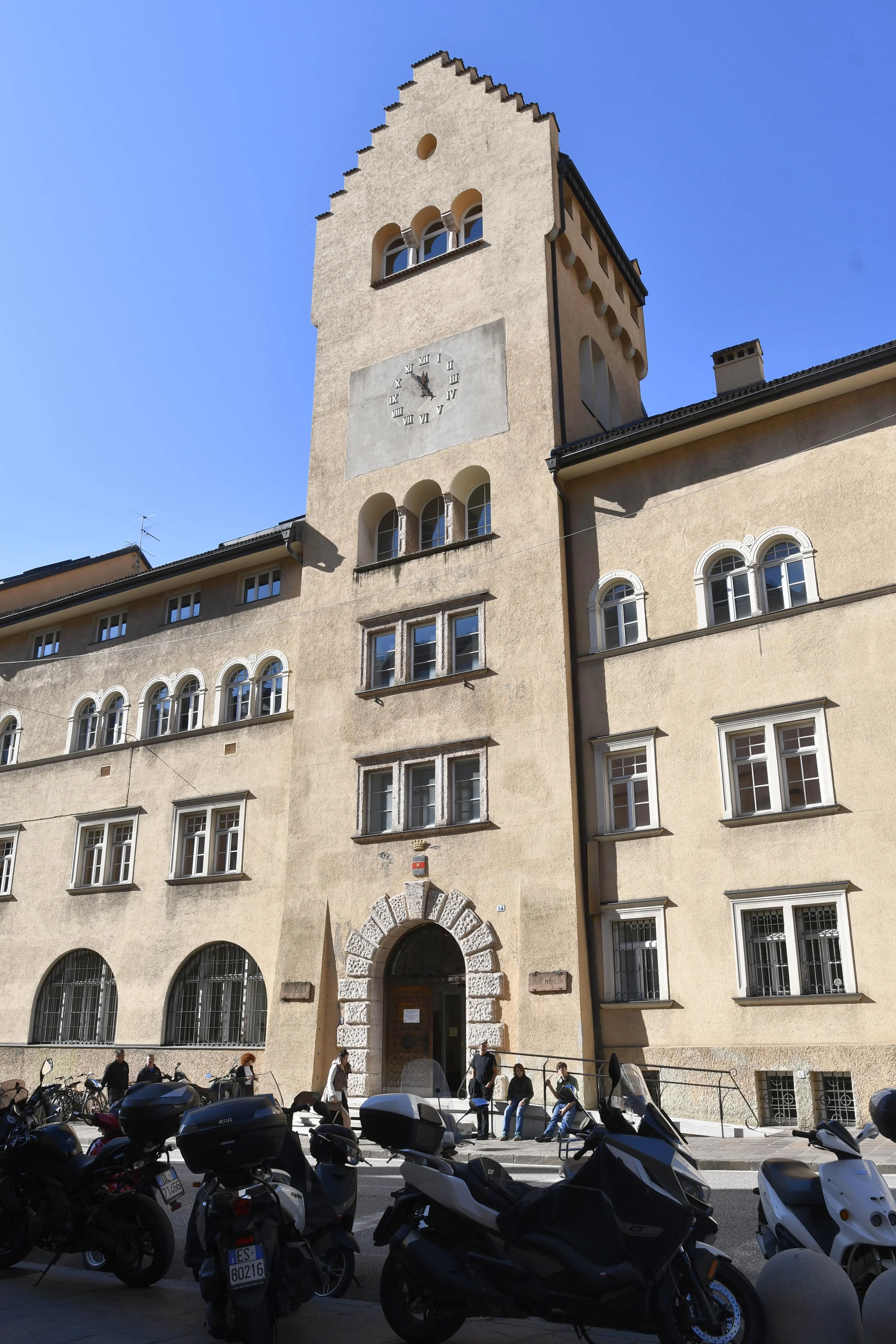 Riapre la torre. Il Museo Civico vuole allearsi con Ötzi