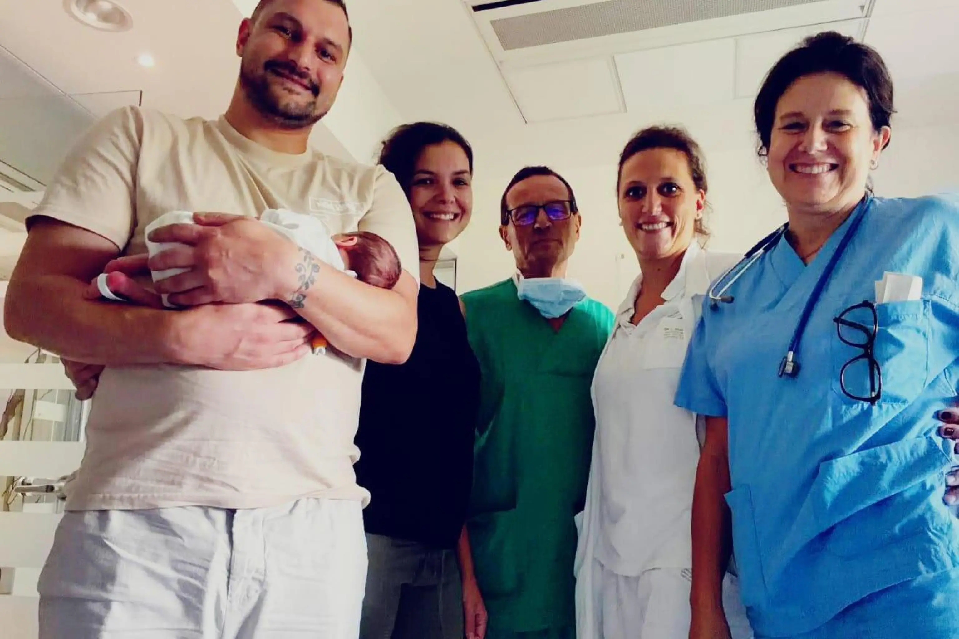 Sconfitta rarissima patologia immune gestazionale, salvi mamma e bimbo