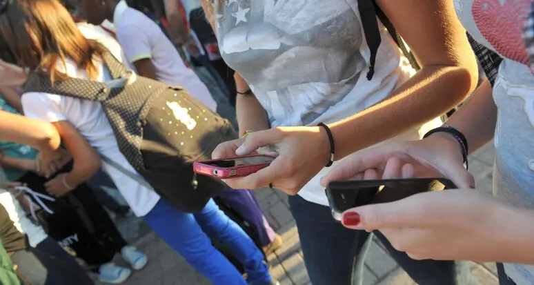 In Austria stop all’uso dei cellulari a scuola: «Uccidono la concentrazione»