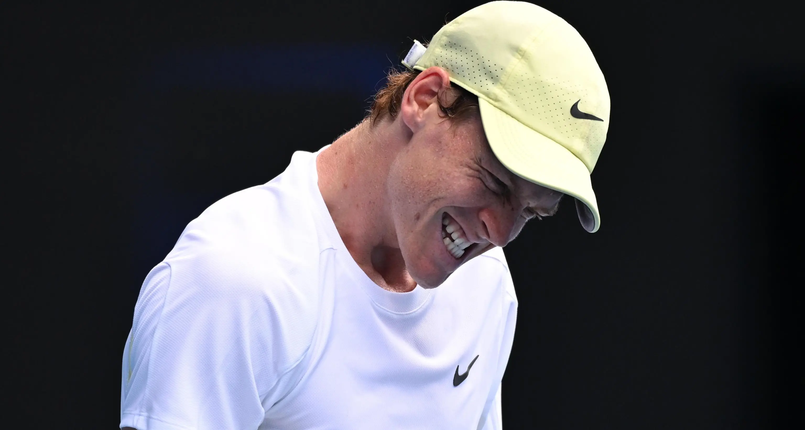 Sinner in campo contro De Minaur per l’accesso in semifinale