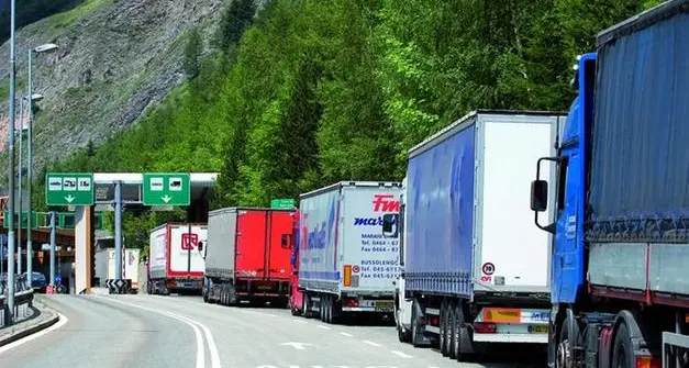 Divieti di circolazione estivi in Tirolo: «Una chiara discriminazione delle imprese italiane»