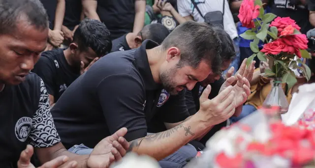 Indonesia: 32 bambini morti nella calca allo stadio