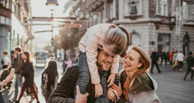 Alleanza per la famiglia: “Bisogna combattere la crisi demografica”