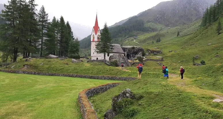 Valle Aurina, trovato morto un anziano turista: era precitato ieri durante un’escursione