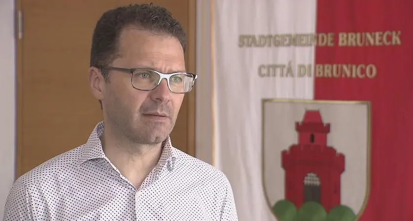 Consiglio regionale, le minoranze all’attacco: «Diciamo no alla “legge Griessmair”»