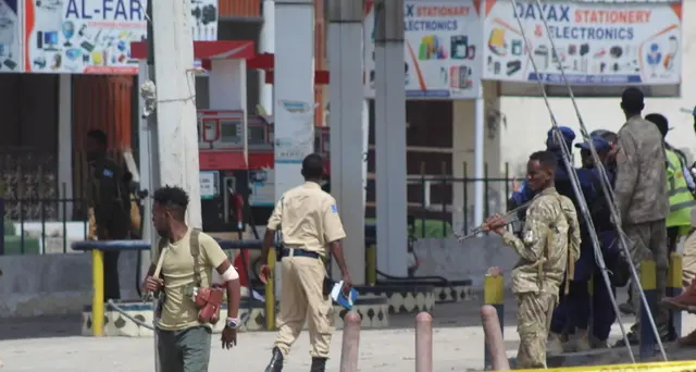 Somalia: finito assedio a jihadisti in albergo Mogadiscio
