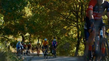 Gubbio-Acqualagna-Gubbio, il cicloturismo nella patria del tartufo tra arte e natura