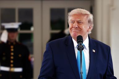 Trump, 'interventi sullo yen come segnale di amicizia verso il Giappone'