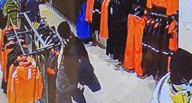 Furti nei negozi, allarme dell’Unione commercio: «Torni un reato procedibile d'ufficio»