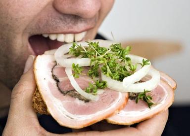 Rischio listeria, richiamati 59 lotti di vitello tonnato, tacchino e lonza